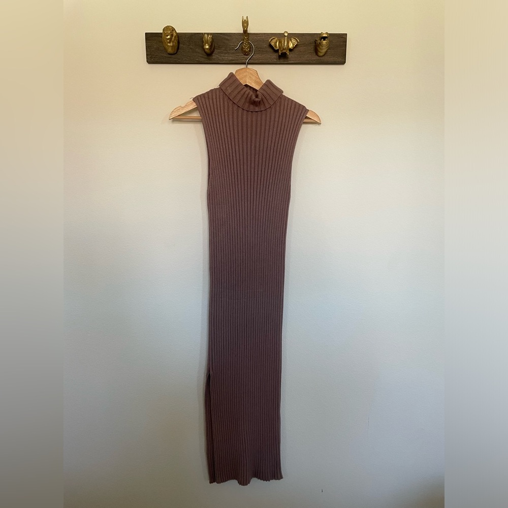 VICI Ribbed Mockneck Sleeveless Dress